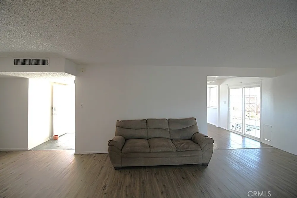 1105 Bigger Barstow, CA 92311