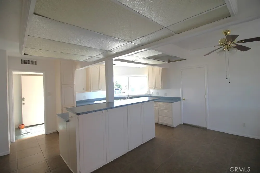 1105 Bigger Barstow, CA 92311