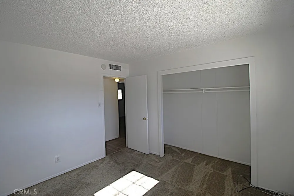 1105 Bigger Barstow, CA 92311