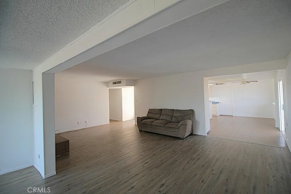 1105 Bigger Barstow, CA 92311