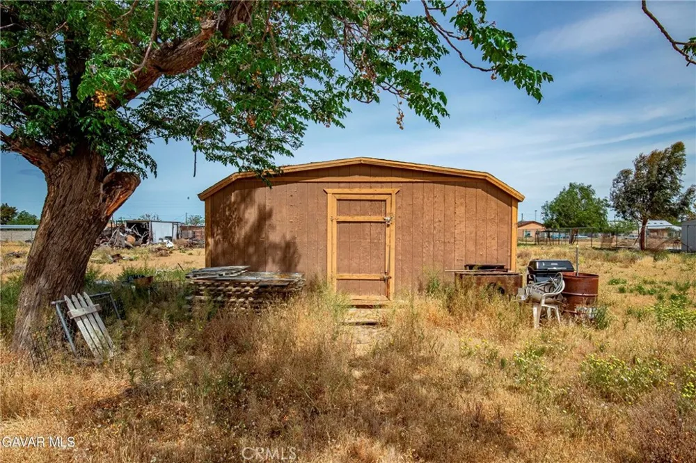 10731 E Avenue R2 Littlerock, CA 93543