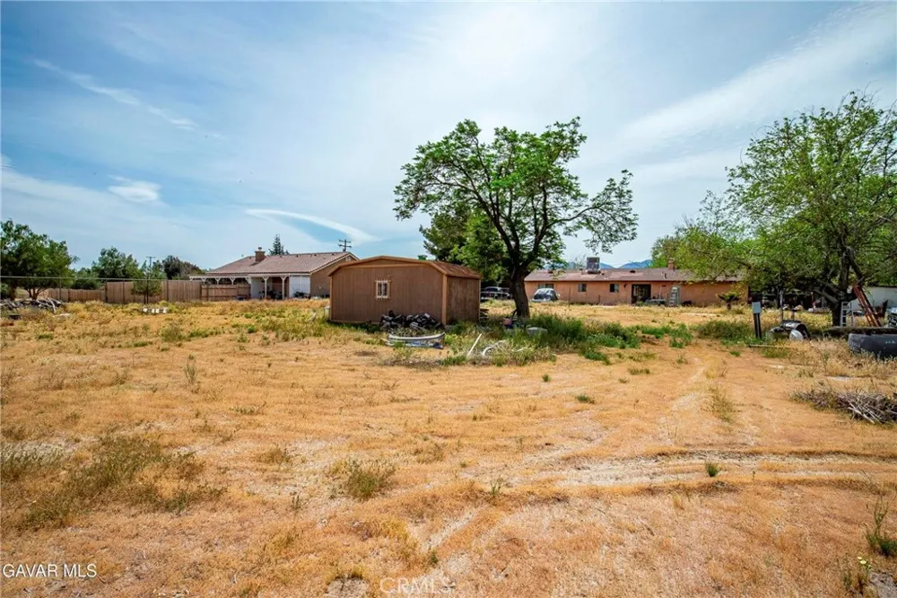 10731 E Avenue R2 Littlerock, CA 93543