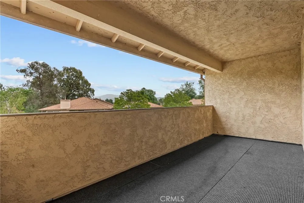 20038 Avenue Of The Oaks Newhall, CA 91321
