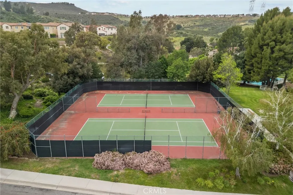 20038 Avenue Of The Oaks Newhall, CA 91321