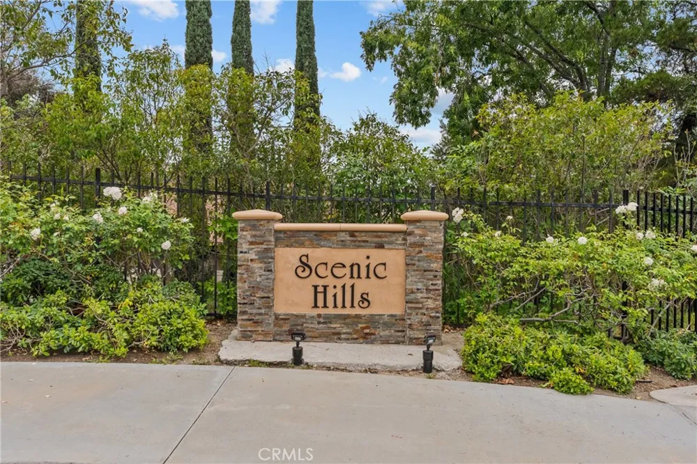 20038 Avenue Of The Oaks Newhall, CA 91321