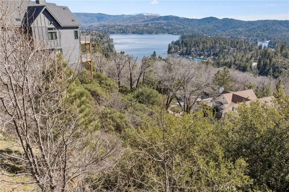 Matterhorn Lake Arrowhead, CA 92352