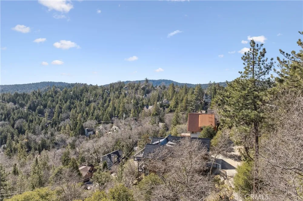 Matterhorn Lake Arrowhead, CA 92352