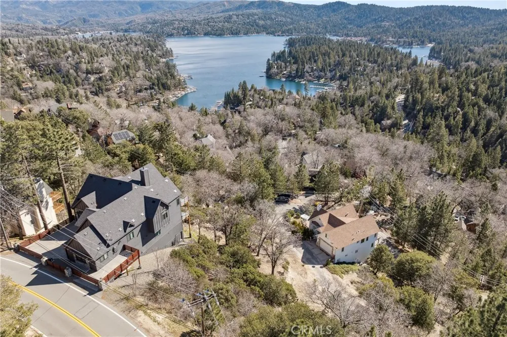 Matterhorn Lake Arrowhead, CA 92352