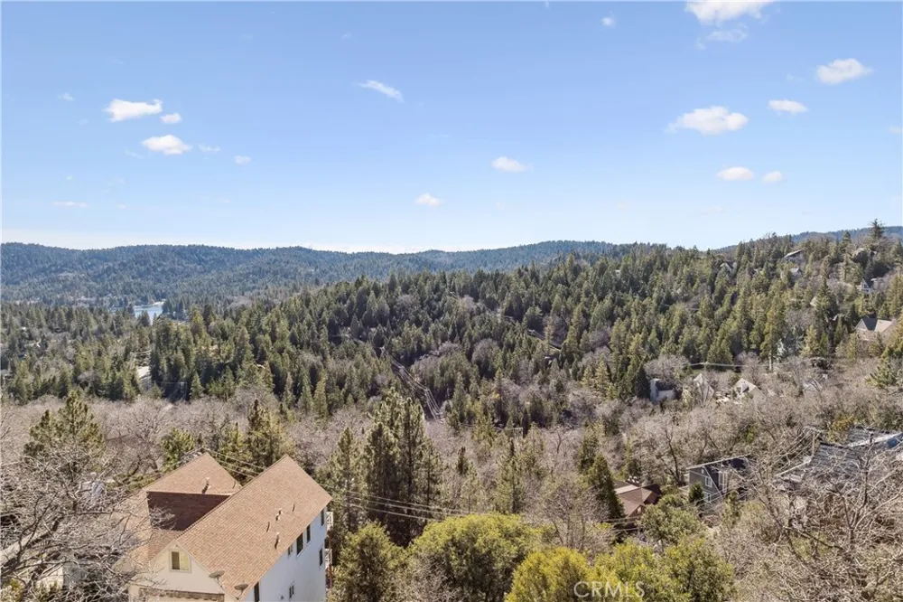 Matterhorn Lake Arrowhead, CA 92352