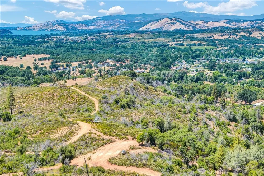 10525 Wagner Lower Lake, CA 95457