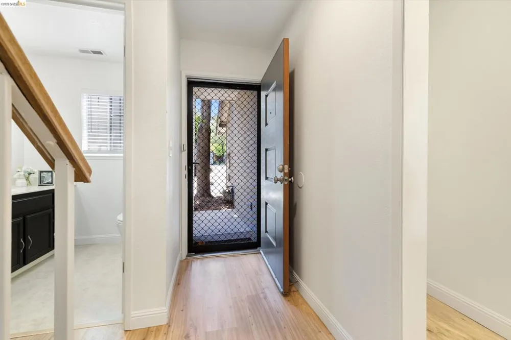 226 Birch Creek Dr Pleasanton, CA 94566