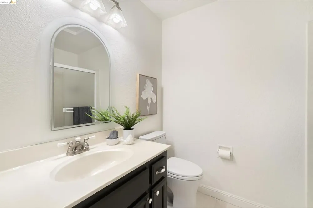 226 Birch Creek Dr Pleasanton, CA 94566