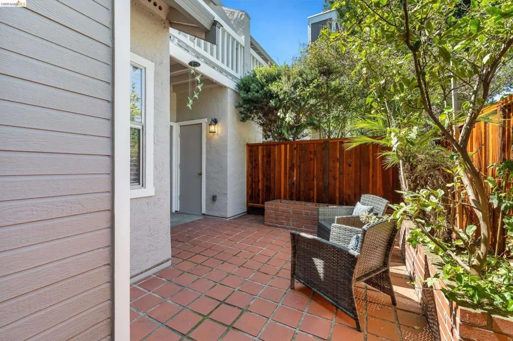 226 Birch Creek Dr Pleasanton, CA 94566