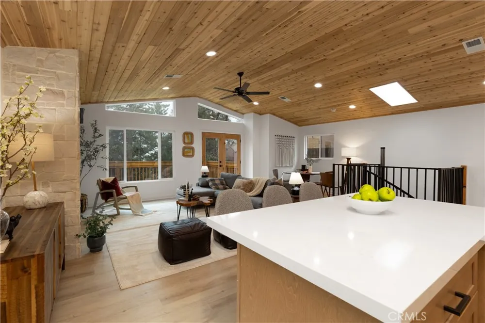 53045 Rockmere Drive Idyllwild, CA 92549