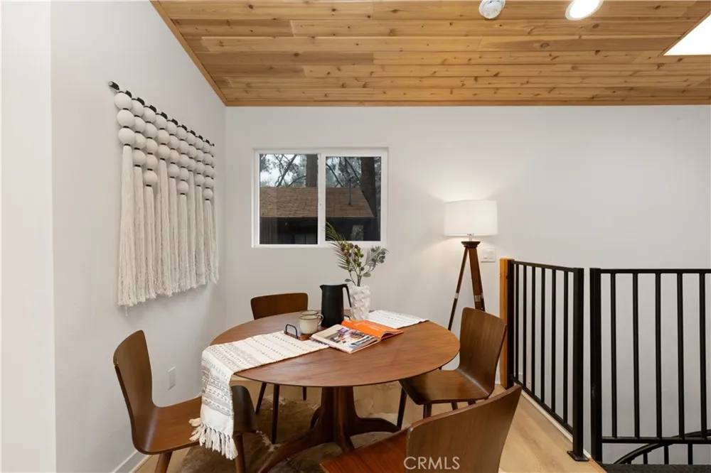53045 Rockmere Drive Idyllwild, CA 92549