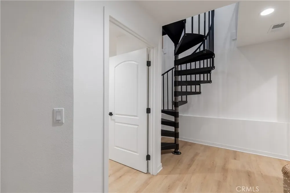 53045 Rockmere Drive Idyllwild, CA 92549