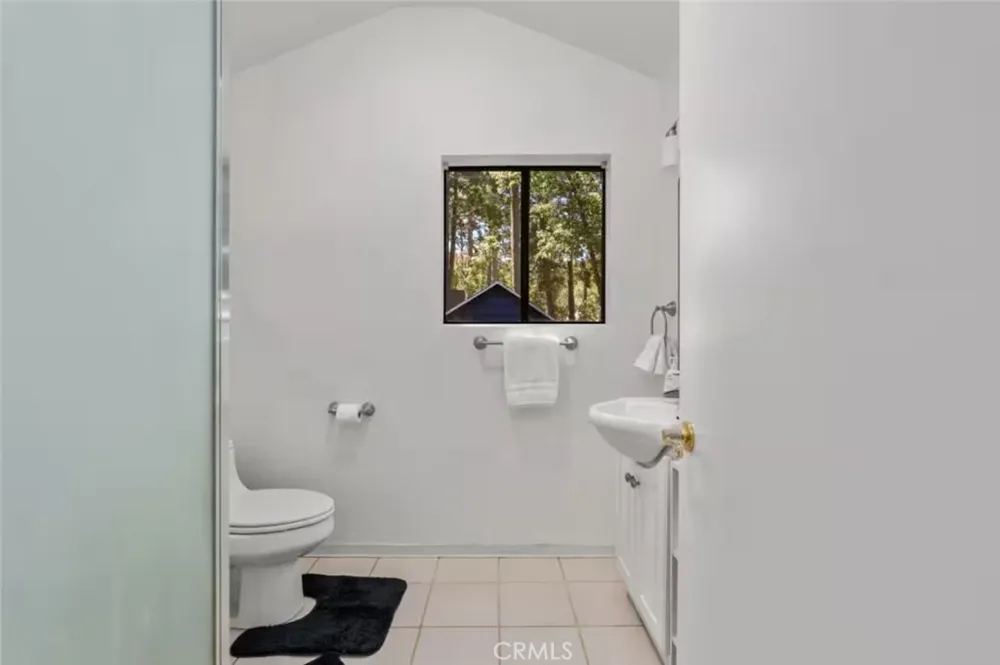 26249 Alpine Twin Peaks, CA 92391