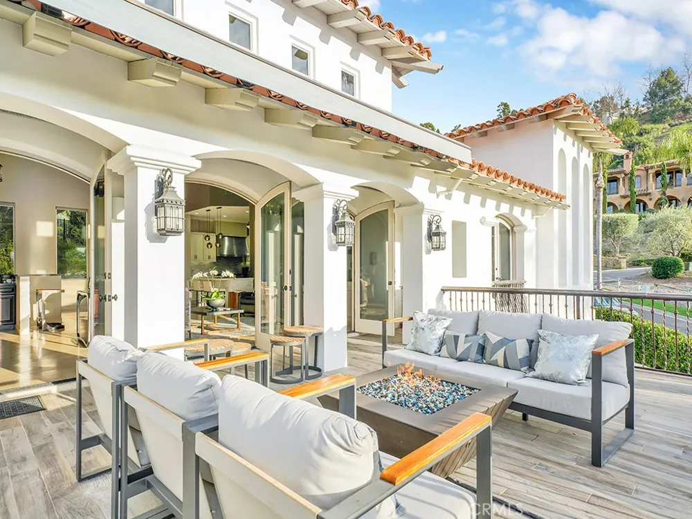 30732 Paseo Elegancia San Juan Capistrano, CA 92675