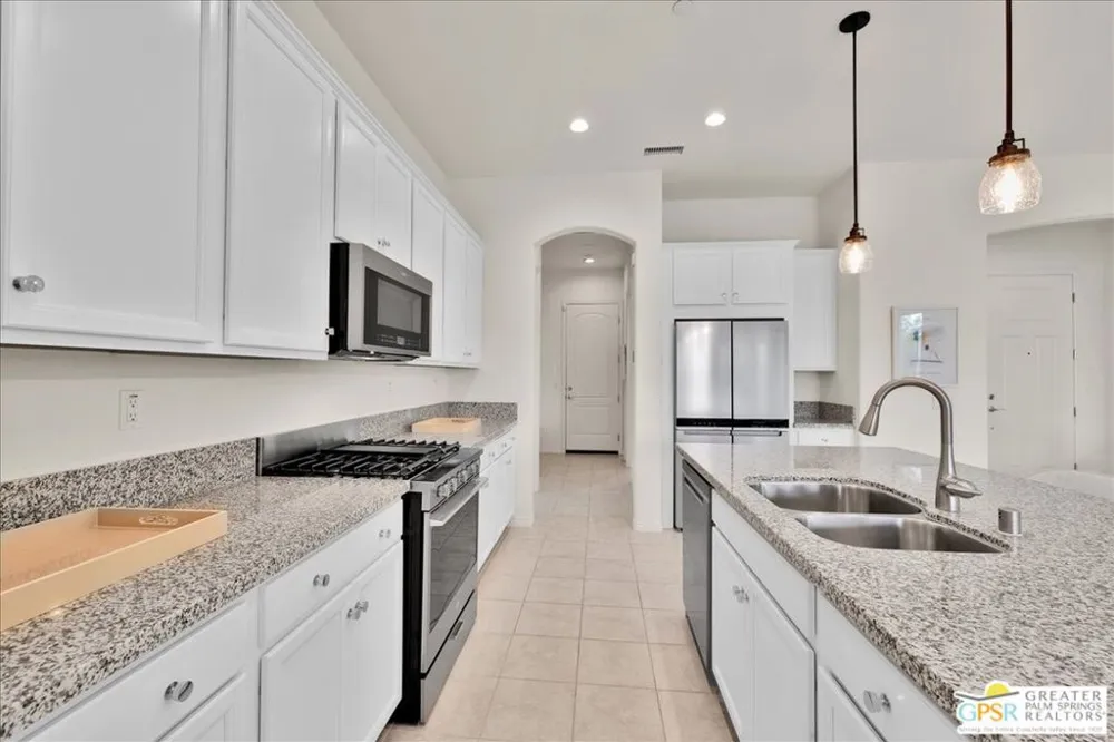 38 Zinfandel Rancho Mirage, CA 92270