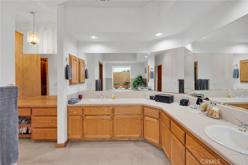 12830 Cedar Hesperia, CA 92344