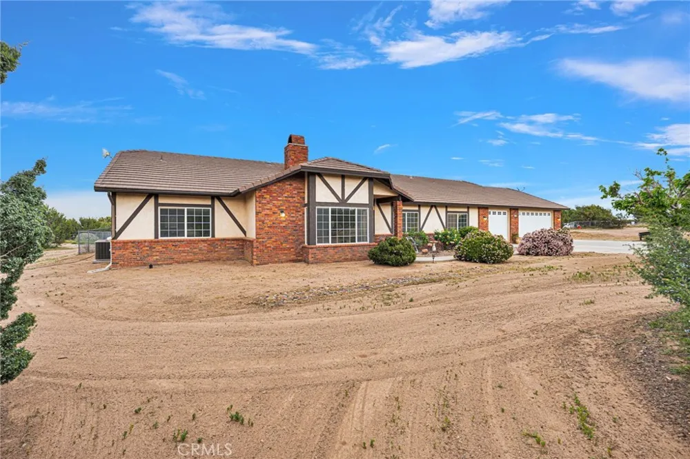 12830 Cedar Hesperia, CA 92344