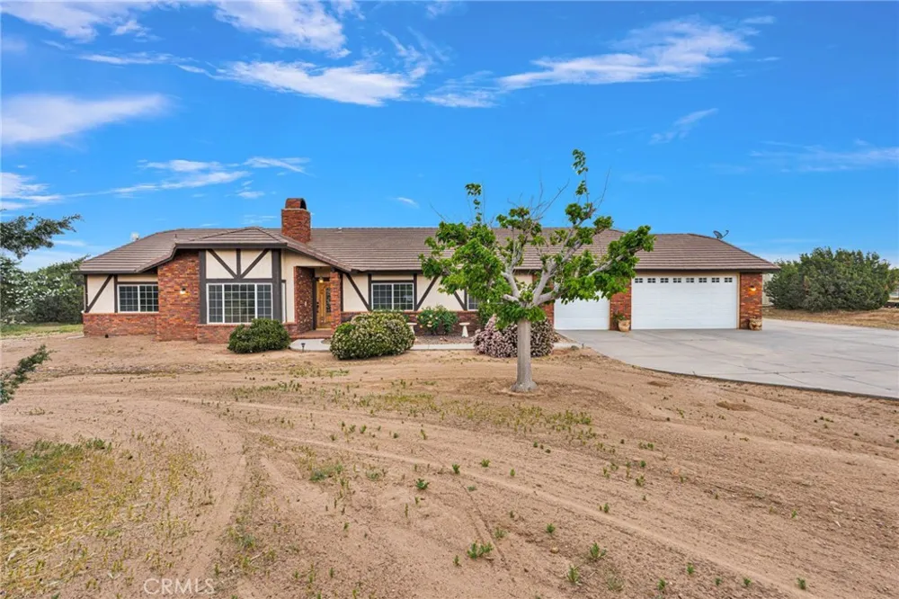 12830 Cedar Hesperia, CA 92344