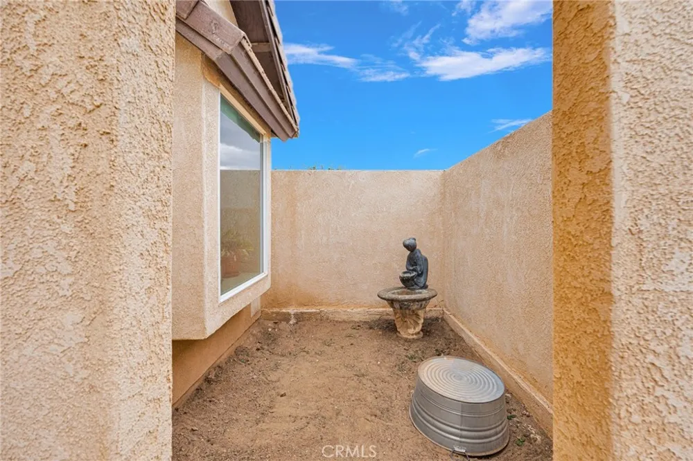 12830 Cedar Hesperia, CA 92344