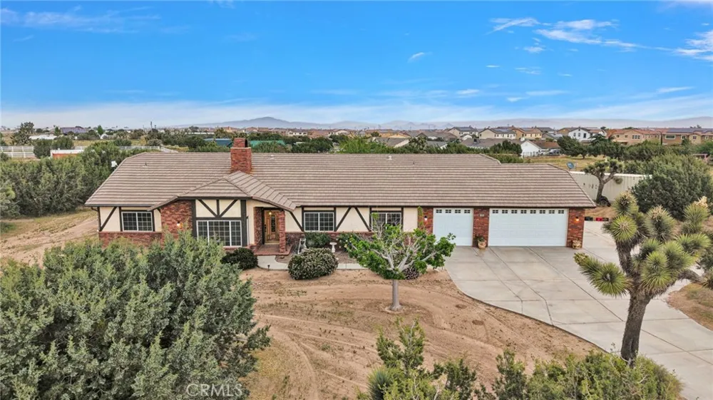 12830 Cedar Hesperia, CA 92344