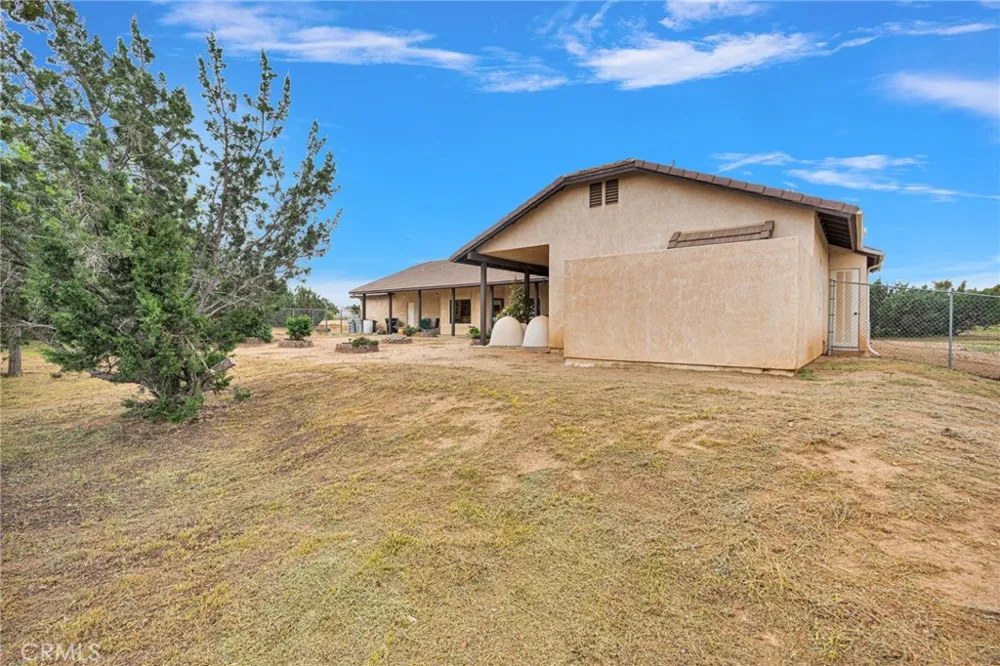 12830 Cedar Hesperia, CA 92344