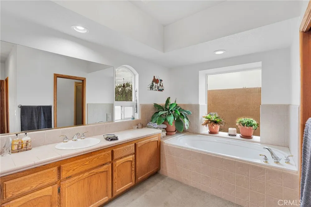 12830 Cedar Hesperia, CA 92344