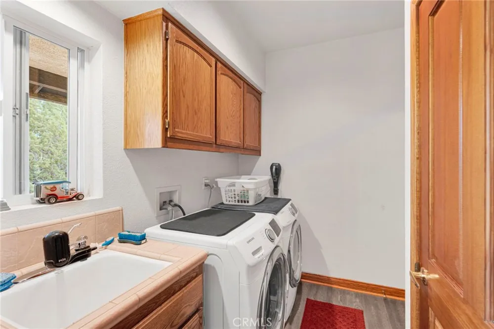 12830 Cedar Hesperia, CA 92344