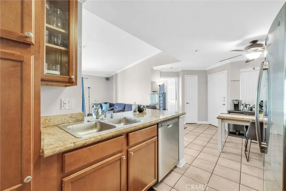 1980 Las Colinas Circle #301 Corona, CA 92879