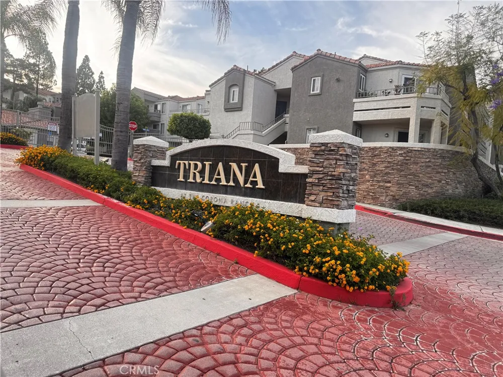 1980 Las Colinas Circle #301 Corona, CA 92879