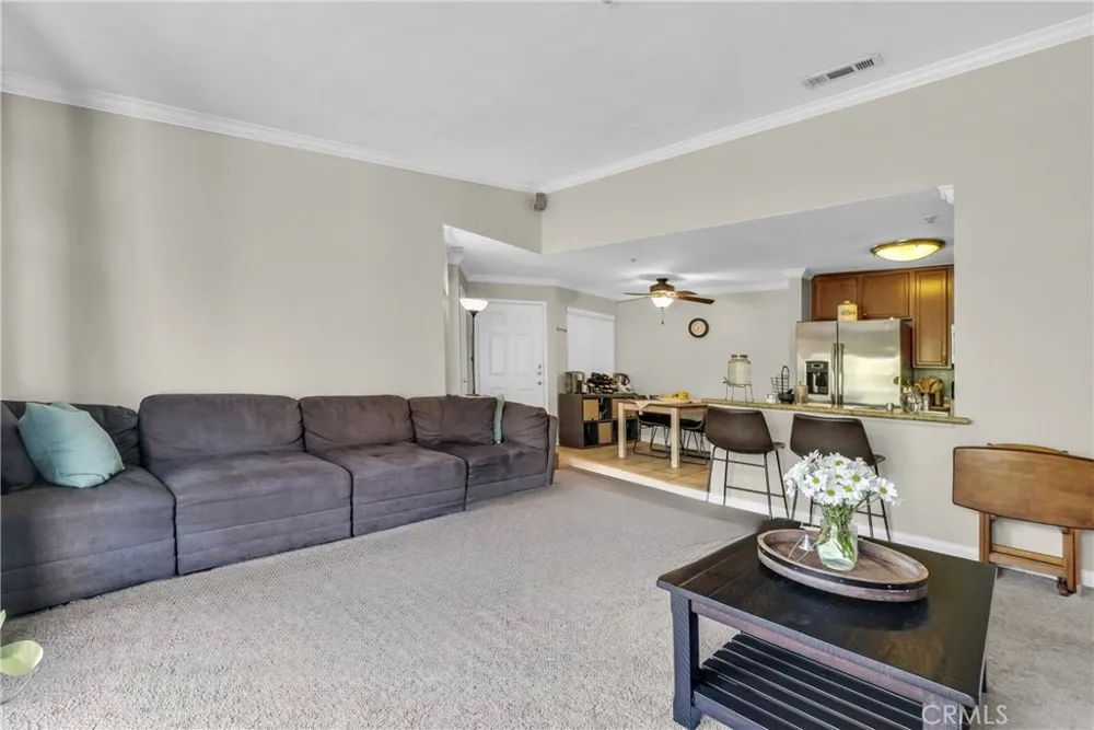 1980 Las Colinas Circle #301 Corona, CA 92879