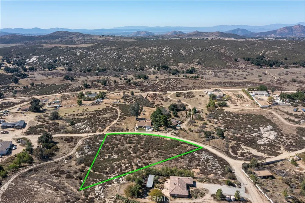 Sabina Drive Hemet, CA 92544