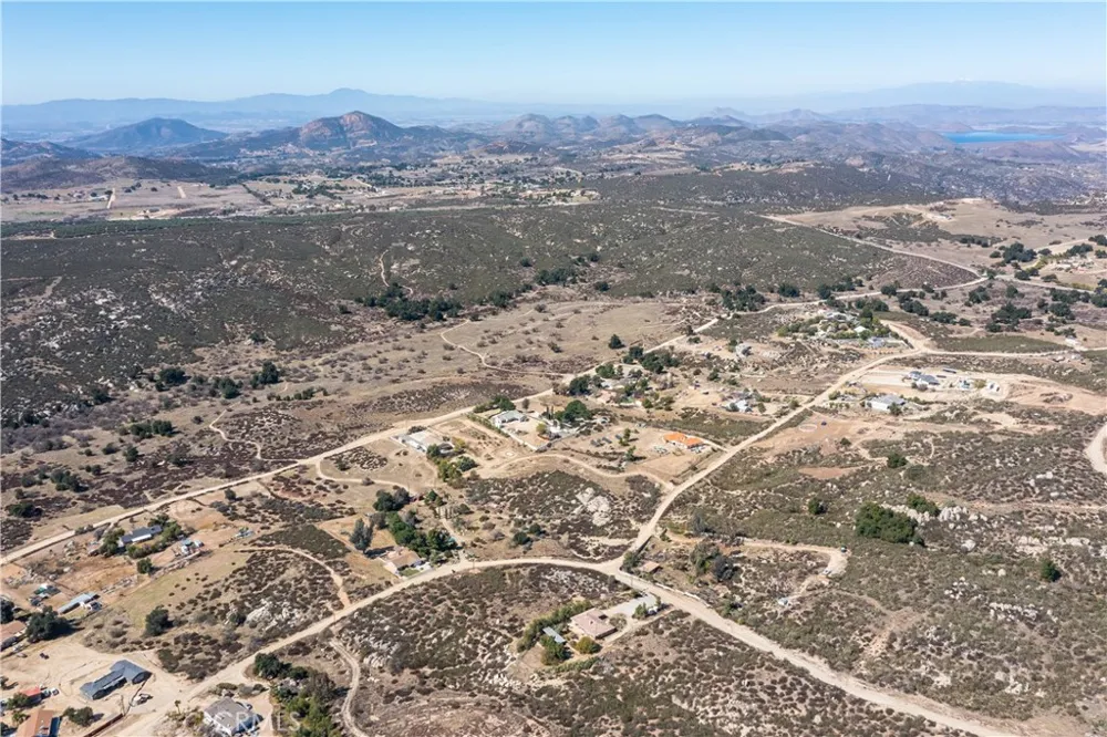 Sabina Drive Hemet, CA 92544