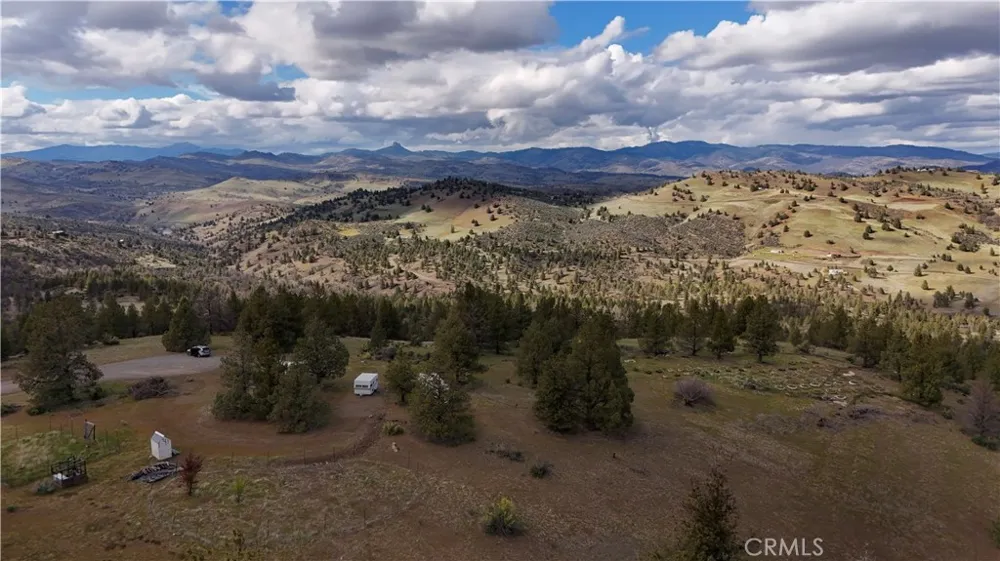 unit 5 Lot 121 Raven Ct. Montague, CA 96064