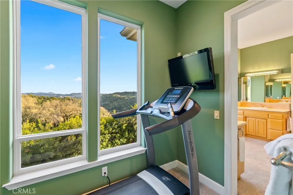 4342 Shadow Canyon Road Templeton, CA 93465