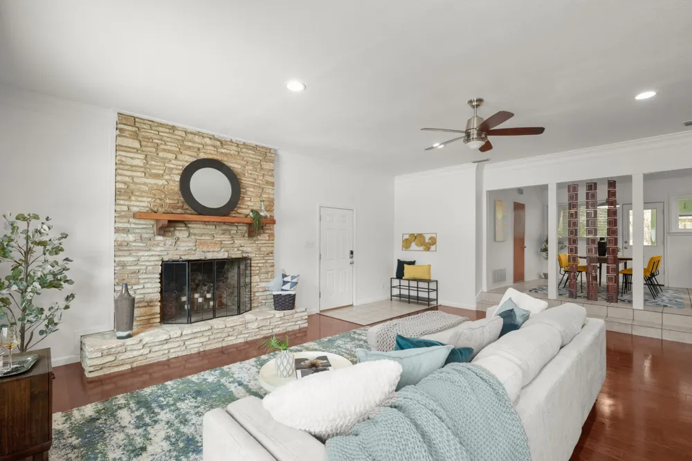 4702 Lasso Path Austin, TX 78745