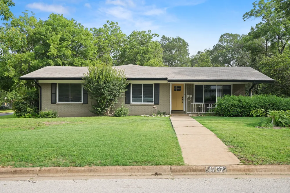 4702 Lasso Path Austin, TX 78745