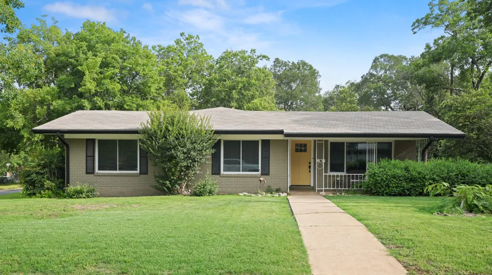 4702 Lasso Path Austin, TX 78745