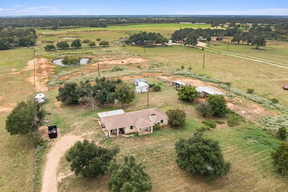 1286 County Road 446 Rockdale, TX 76567