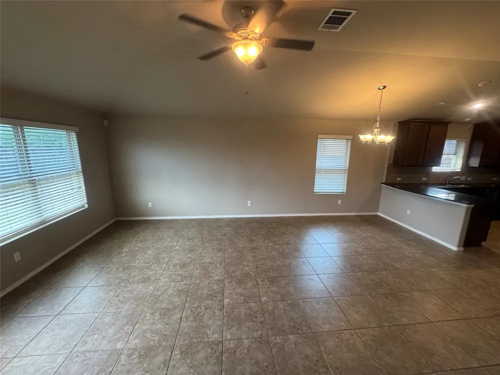 19308 Stokes Lane Pflugerville, TX 78660