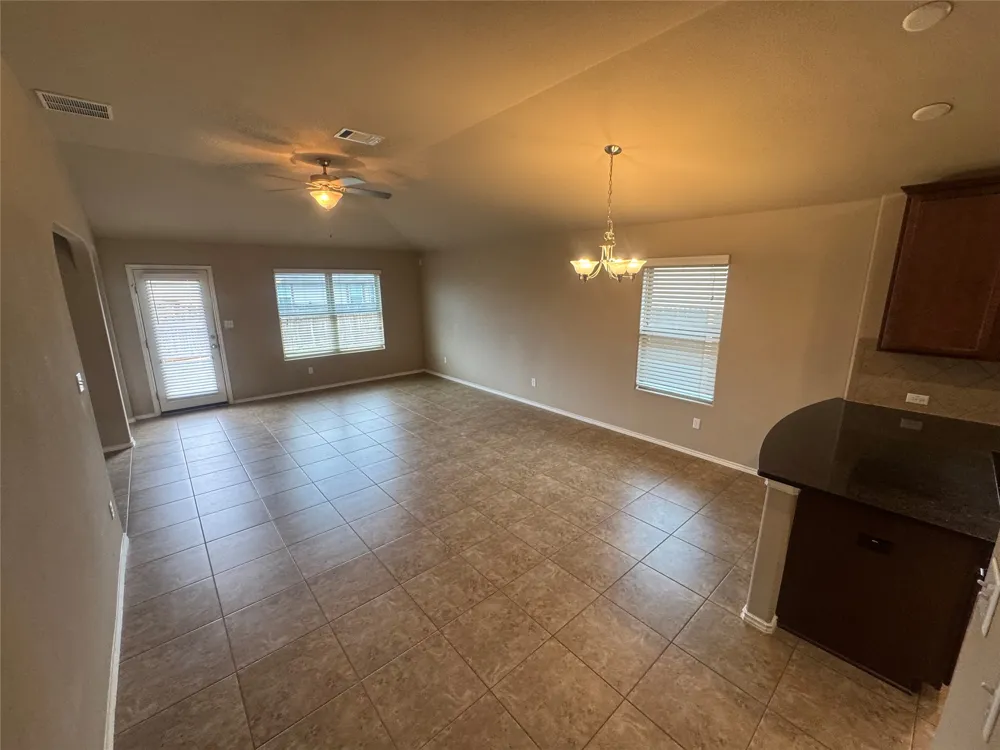 19308 Stokes Lane Pflugerville, TX 78660