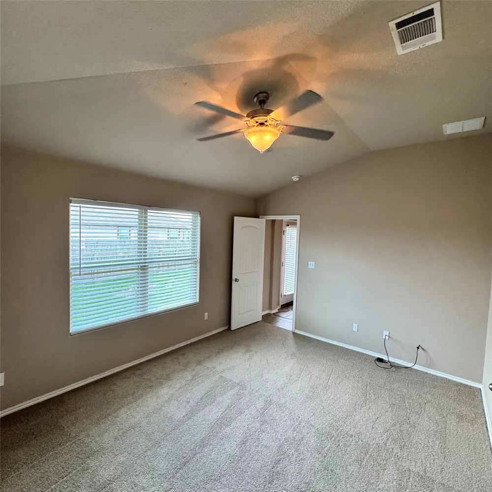 19308 Stokes Lane Pflugerville, TX 78660