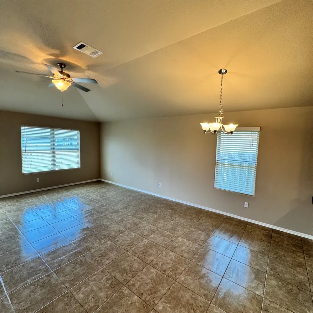 19308 Stokes Lane Pflugerville, TX 78660