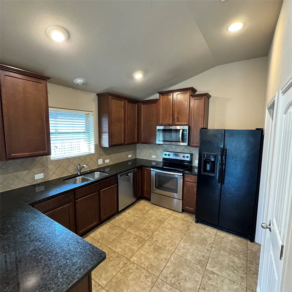 19308 Stokes Lane Pflugerville, TX 78660