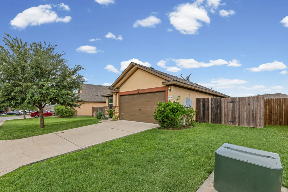 19308 Stokes Lane Pflugerville, TX 78660