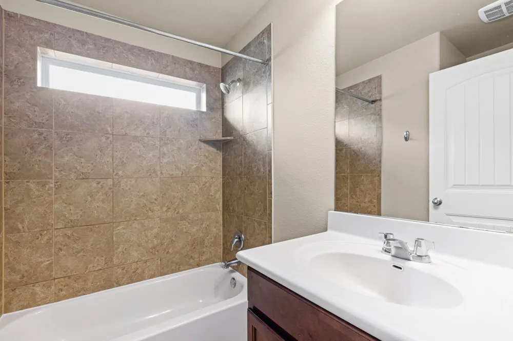 19308 Stokes Lane Pflugerville, TX 78660