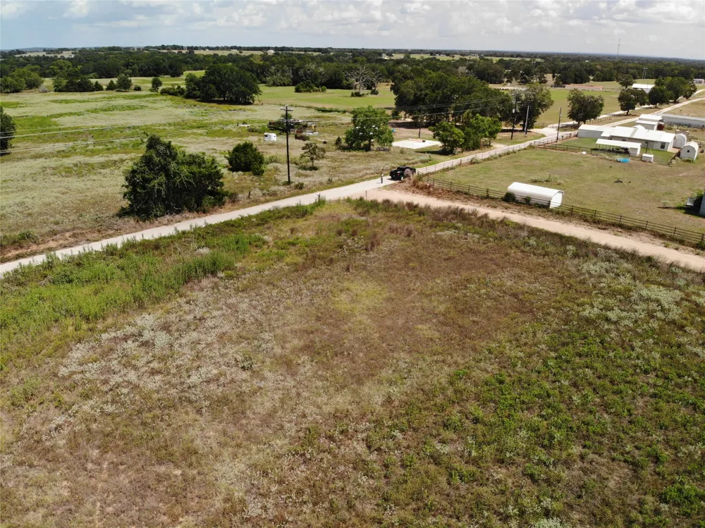 5 County Road 367 Caldwell, TX 77836
